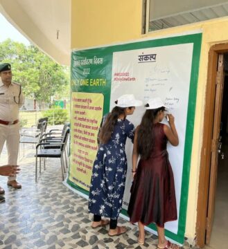 आमनागरिकों और विद्यार्थियों ने लिया पर्यावरण संरक्षण का संकल्प 1 286307337 734662207953502 8122220591383294081 n