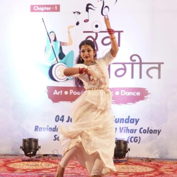 श्री सांईनाथ फाउंडेशन द्वारा आयोजित रंग-संगीत में खोया बिलासपुर, कार्यक्रम में लोगों को ख़ूब आनंद आया 2 रंग-संगीत में डूबा बिलासपुर
