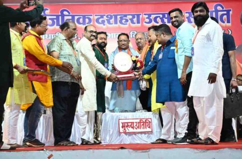 बुराई को त्याग कर सत्य की राह अपनाने प्रेरित करता है विजयादशमी पर्व- मुख्यमंत्री साय 1 Ravanabhata Sarvajanik Dusshera Utsava Samiti