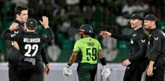 PAK vs NZ ICC CT 2025: рдиреНрдпреВреЫреАрд▓реИрдВрдб рдиреЗ рдкрд╛рдХрд┐рд╕реНрддрд╛рди рдХреЛ 60 рд░рдиреЛрдВ рд╕реЗ рд╣рд░рд╛рдпрд╛, рдорд┐рдЪреЗрд▓ рд╕реИрдВрдЯрдирд░ рдФрд░ рд╡рд┐рд▓рд┐рдпрдо рдУ рд░реБрд░реНрдХреЗ рдиреЗ рддреАрди-рддреАрди рд╡рд┐рдХреЗрдЯ рдЭрдЯрдХреЗ PAK vs NZ Champions Trophy 2025