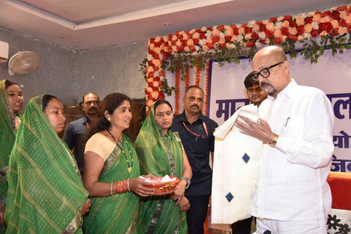 Governor adopted villages