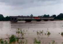 झारखंड में बारिश ने मचाई तबाही, 10 लोगों की मौत, 25 घायल, कई पुल बहे, रेस्क्यू में एनडीआरएफ उतरी Rain havoc in Jharkhand now