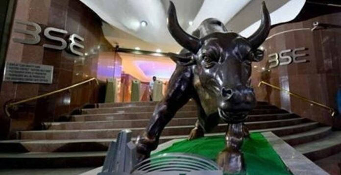 indian stock market opened red now