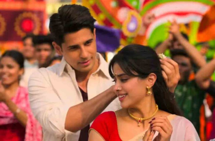bollywood janhvi kapoor sidharth praises