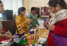 अदाणी इलेक्ट्रिसिटी और अदाणी फाउंडेशन की स्वतेजा मार्ट पहल महिला उद्यमियों को बना रही सशक्त Adani Foundation