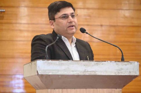 PIB Raipur interacted 4 labor laws : चार श्रम कानूनों पर पीआईबी रायपुर ने किया मीडिया से संवाद 