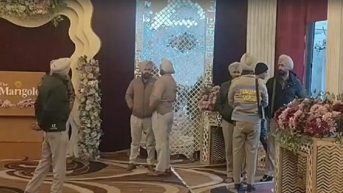 Big Attack on AAP Leader at Amritsar Big Attack on AAP Leader at Amritsar