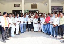 उपमुख्यमंत्री ने कबीर कुटियों को वाद्ययंत्रों के लिए 4.25 लाख रूपए का किया वितरण Deputy CM given 4.25 Lakh for musical instruments