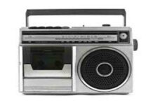 विश्व रेडियो दिवस: स्वर-संवाद का लोकतंत्र और विश्व-चेतना की धड़कन बन गया रेडियो World Radio Day