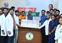 स्वास्थ्य सुविधाओं के विस्तार के लिए प्रतिबद्ध है हमारी सरकार – मुख्यमंत्री विष्णु देव साय CM Sai met Medical Students