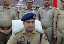 जौनपुर : साइबर सेल पुलिस की बड़ी सफलता, 55 लाख रुपए के 240 मोबाइल फोन बरामद Cyber Cell Police Recovered 250 Mobile
