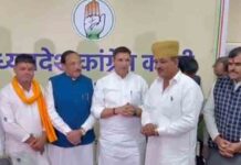 मध्य प्रदेश में कथावाचक मोहित नागर अपने समर्थकों के साथ कांग्रेस में हुए शामिल mohit nagar joins congress