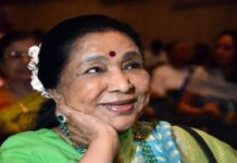 आशा भोसले को कार्डियक अरेस्ट, मुंबई के ब्रीच कैंडी अस्पताल में भर्ती Asha Bhosle has cardiac arrest