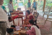 बिहार: नवादा के मंदिर से 18 दुर्लभ पांडुलिपियां मिली, डिजिटाइजेशन शुरू Bihar 18rare manuscript