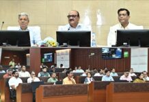 मंत्रालय “महानदी भवन” में सिविल सर्विस डे मनाया गया Civil Service Day celebrated at Mahanadi Bhavan