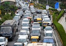 दिल्ली में नई ईवी पॉलिसी का ड्राफ्ट जारी : 2028 से सिर्फ इलेक्ट्रिक दोपहिया, 2027 से ई-ऑटो ही होंगे रजिस्टर Delhi EV Policy Draft