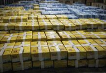 गुजरात: सूरत में नकली घी के रैकेट का खुलासा, 2 गिरफ्तार Gujarat Fake ghee racket :