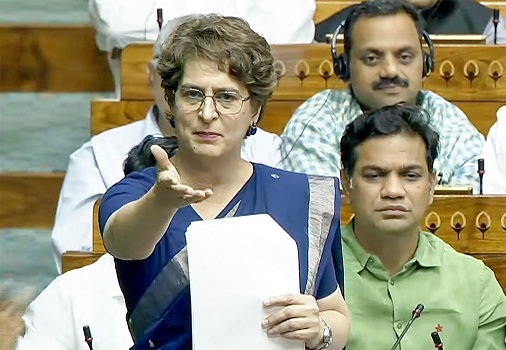 Priyanka Gandhi taunts on Amit Shah Priyanka Gandhi taunts on Amit Shah