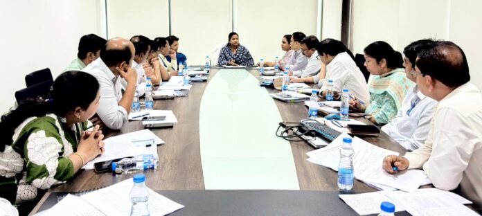 Review Meeting taken by Minister Rajwade Review Meeting taken by Minister Rajwade