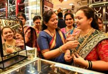 सोने की चमक बढ़ी, चांदी का दाम 2.55 लाख रुपए हुआ Rise in Gold and Silver
