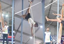 अंबिकापुर में मल्लखंभ का शानदार आगाज़, 14 राज्यों के खिलाड़ियों ने दिखाया दम ambikapur mallakhamb