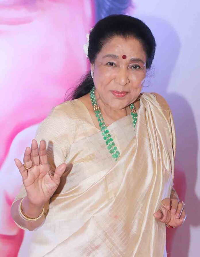 asha bhosle mai nibhaye kirdar