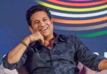 ‘सच्चे भारत रत्न’, महाराष्ट्र के मुख्यमंत्री देवेंद्र फड़णवीस ने सचिन तेंदुलकर को जन्मदिन की बधाई दी sachche bharat ratna