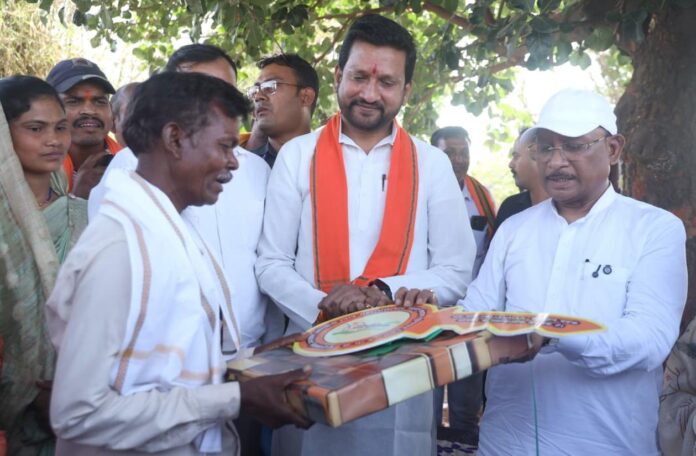 CM Sai handed over Keys