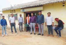 झोलाछाप डॉक्टरों पर स्वास्थ्य विभाग की बड़ी कार्रवाई, छापे में दवाइयां और इंजेक्शन जब्त Health department big action