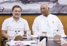 केरल के सीएम नाम को लेकर उलझन बढ़ी, कांग्रेस आलाकमान की ओर से सस्पेंस बरकरार kerala cm puzzle