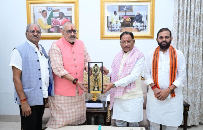 CM Sai met Central Minister Giriraj Singh CM Sai met Central Minister Giriraj Singh
