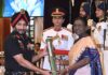 राष्ट्रपति द्रौपदी मुर्मु ने 105 सैन्य अधिकारियों और कर्मियों को विशिष्ट सेवा अलंकरण से सम्मानित किया Defence Investiture Ceremony