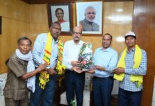 राज्यपाल डेका से अखिल भारतीय गोंड़वाना गोंड़ महासभा के पदाधिकारियों ने की सौजन्य भेंट Godwana Samaj Sachiv met Governor Deka