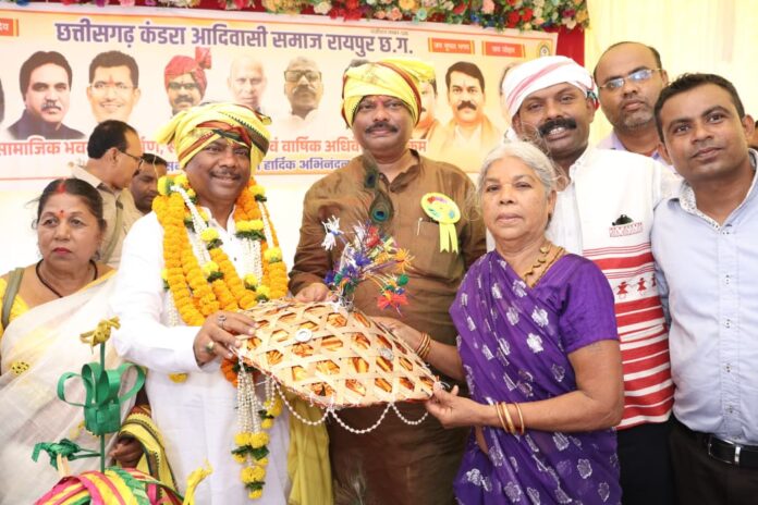Minister Kashyap at Aadivasi Samaj Bhavan Lokarpan