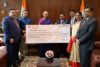 सार्वजनिक क्षेत्र के बैंकों ने वित्त वर्ष 2026 के लिए वित्त मंत्री को सौंपा 9,400 करोड़ रुपए से ज्यादा का डिविडेंड Public sector banks hand overs dividend cheques