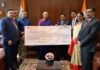 सार्वजनिक क्षेत्र के बैंकों ने वित्त वर्ष 2026 के लिए वित्त मंत्री को सौंपा 9,400 करोड़ रुपए से ज्यादा का डिविडेंड Public sector banks hand overs dividend cheques