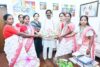 झारखंडः महिला किसानों की मेहनत की मिठास पहुंची सात समंदर पार, आम की खेप लंदन रवाना jharkhand mahila kisanon