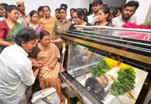 तमिलनाडु के सीएम विजय ने दिवंगत फिल्म निर्माता भाग्यराज के लिए राजकीय सम्मान की घोषणा की vijay