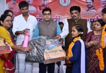 शिक्षा के साथ संस्कारों का समावेश ही समृद्ध छत्तीसगढ़ की नींव – राजस्व मंत्री टंक राम वर्मा Block level School Enrollment Festival