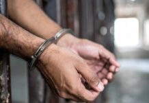 छत्तीसगढ़: धान खरीदी घोटाले में फरार समिति प्रभारी गिरफ्तार, 40.96 लाख रुपए की अनियमितता का आरोप CG Police arrested Farar Committee In-charge