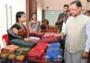 करघे से कमाई तक: धमतरी के ग्राम नारी की बुनकर महिलाओं ने लिखी आत्मनिर्भरता की नई इबारत Handloom Sector of Government of CG