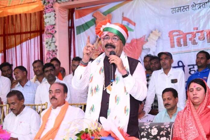 14 Gaon mein Nikli Bhavya Tiranga Yatra