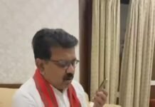 कुलगाम आतंकी हमले के पीड़ितों के परिजनों से उप मुख्यमंत्री विजय शर्मा ने की बात Deputy CM talks to family of terror victims