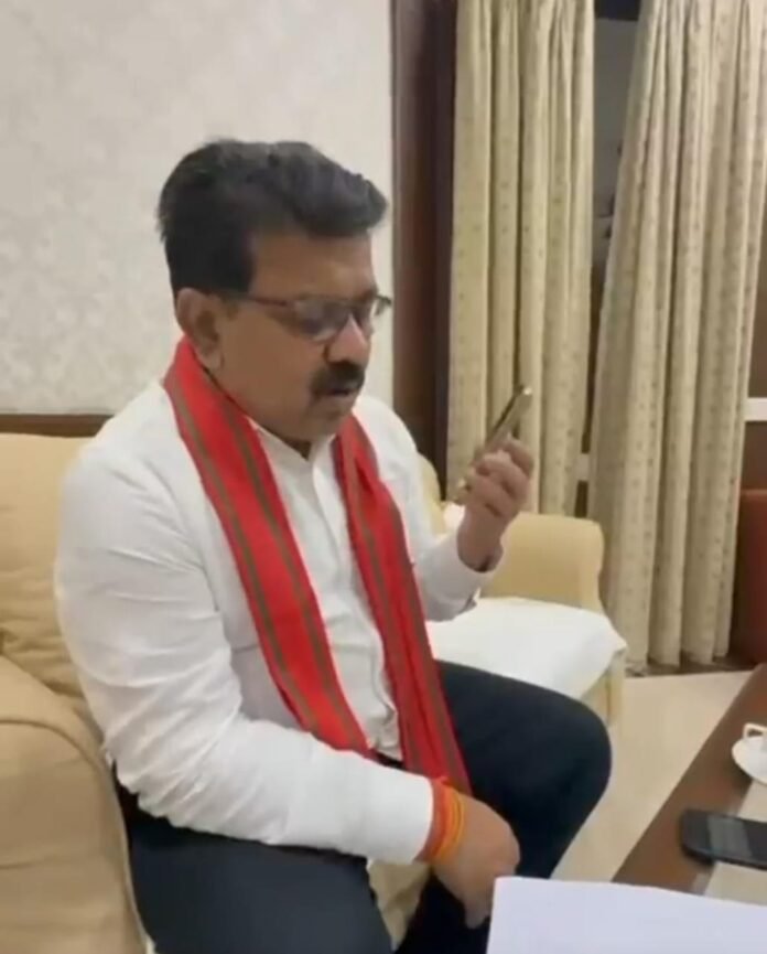 Deputy CM talks to family of terror victims