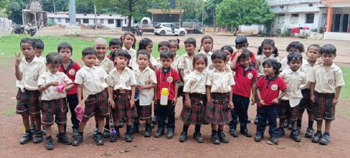 Educational Visit Aacharya Chanakya School