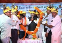 गोंडवाना भवन के जीर्णोद्धार के लिए 10 लाख और विकास कार्यों के लिए 6 करोड़ देने की घोषणा की Gondwana Bhavan ke Janoddhaar ke liye 10 Lakh