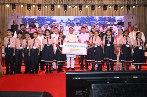 Shramik parivar ke bachchon ko mil rahi shiksha