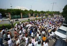 साइकिल खरीद घोटाले को लेकर ‘आप’ का प्रदर्शन, एफआईआर दर्ज करने की मांग cycle kharid ghotale