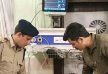 इंदौर में पुलिस जवानों ने CPR देकर बचाई युवक की जान indore mein police jawanon