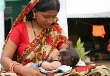 क्या आप बच्चे को सही तरीके से करा रही है स्तनपान? जानिए स्वास्थ्य मंत्रालय की राय kya aap bacche